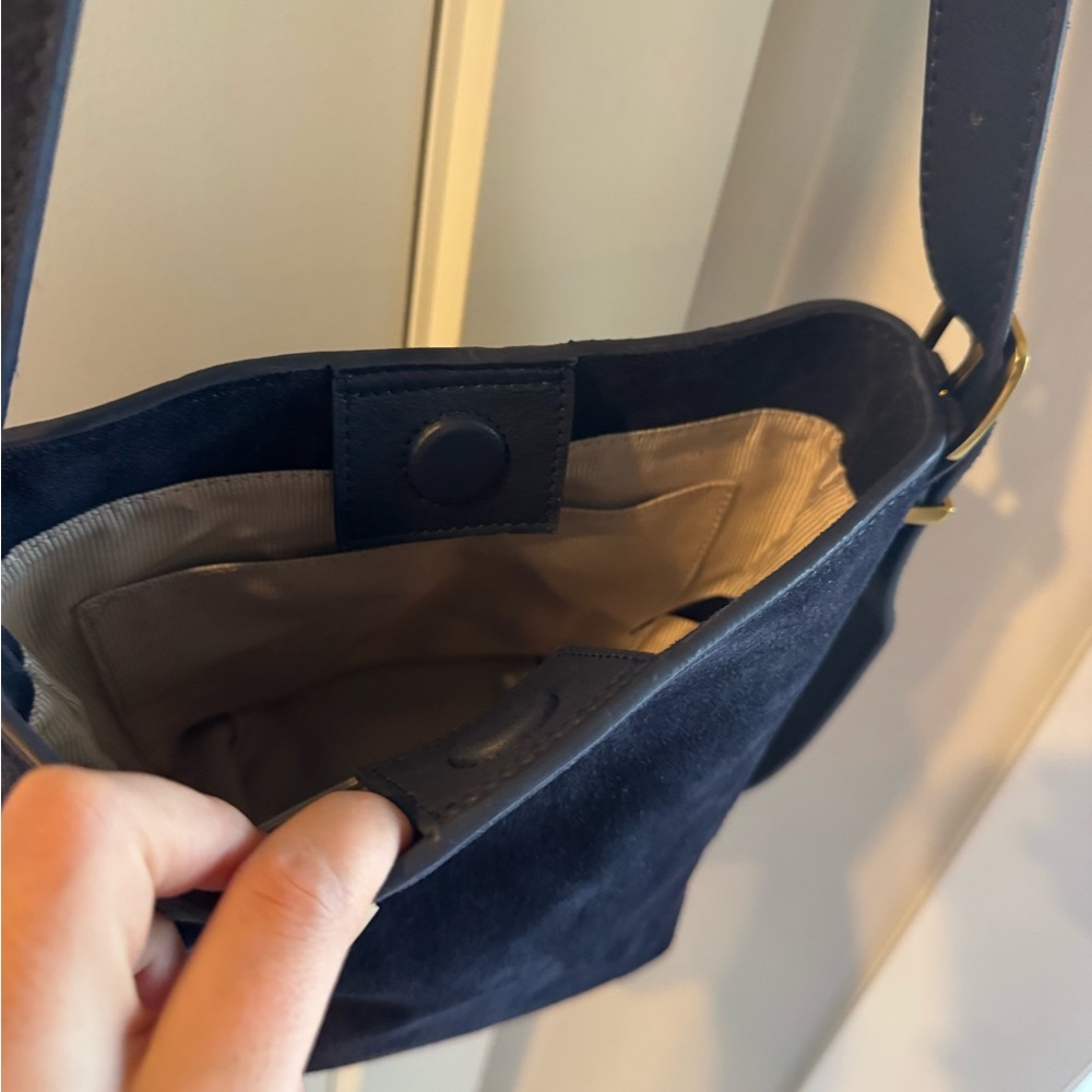 Suede bucket bag - Picture 6 of 10